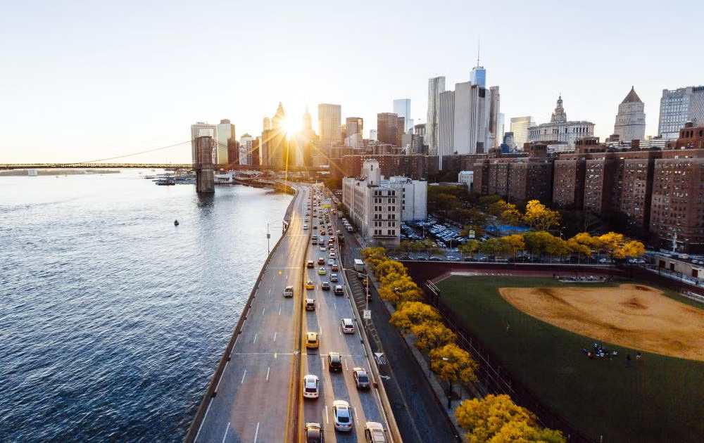 Carrier service tech inspecting unit
